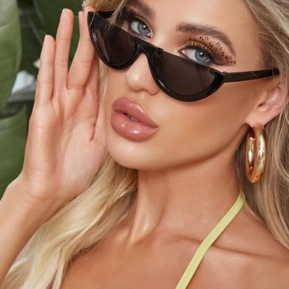 Flat top sunglasses